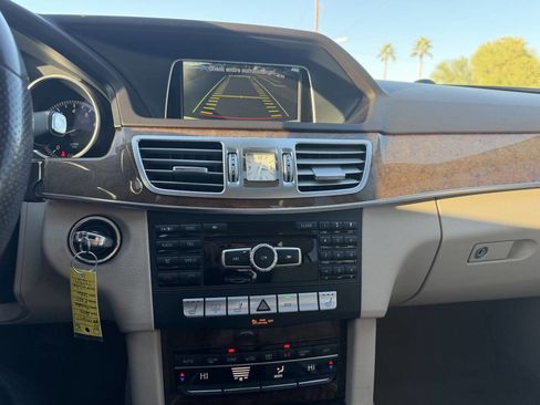 Used 2014 Mercedes-Benz E 350 Sedan image 23