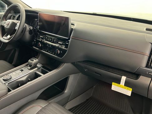 New 2026 Nissan Pathfinder Rock Creek AWD/4WD image 25