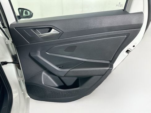 Used 2025 Volkswagen Jetta Sport FWD image 28