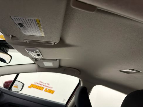 New 2025 Nissan Versa SV w/ Trunk Package image 16