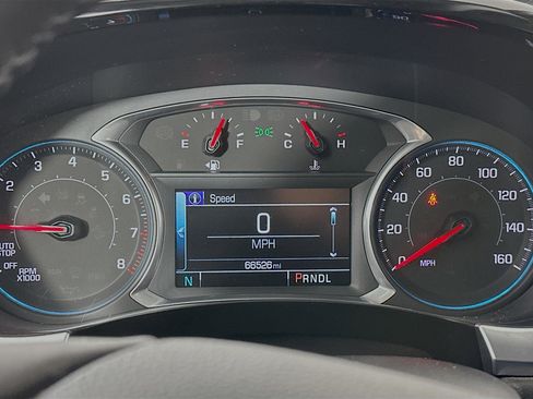 Used 2019 Chevrolet Traverse LT image 19