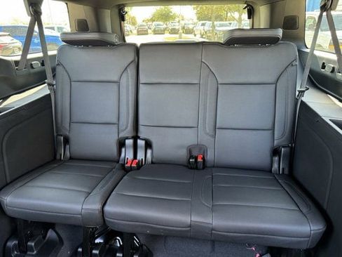 New 2026 Chevrolet Suburban LT w/ Comfort Package image 24