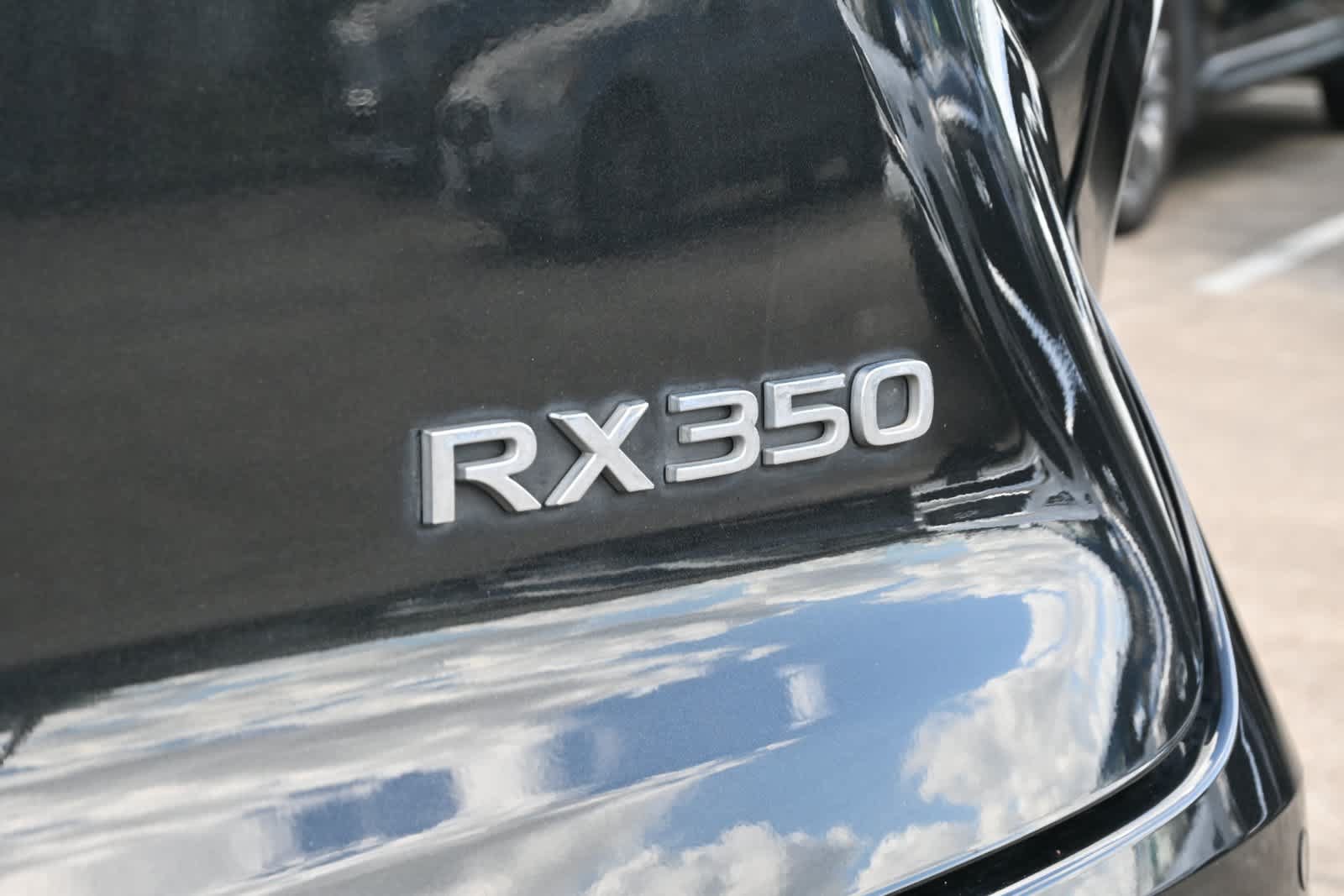 Used 2024 Lexus RX 350 Premium w/ Accessory Package (Z1) FWD image 20