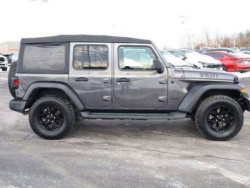 Used 2022 Jeep Wrangler Unlimited Sport image 4