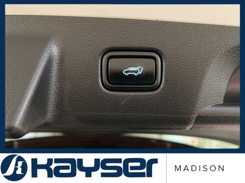 Used 2022 Hyundai Palisade Calligraphy image 39