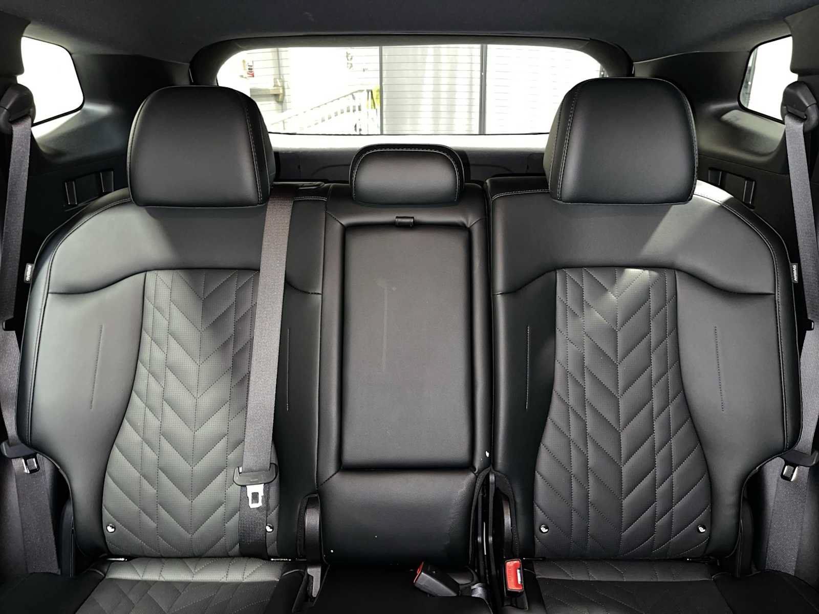 Used 2025 Kia Sportage X-Line AWD/4WD image 22