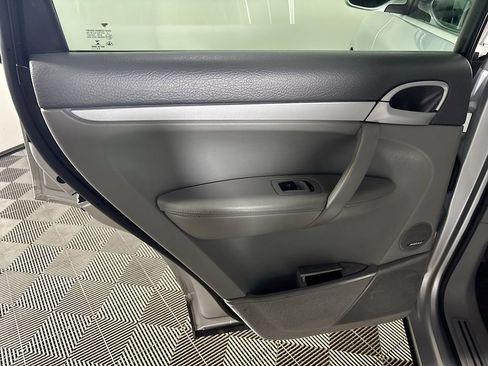 Used 2008 Porsche Cayenne image 19