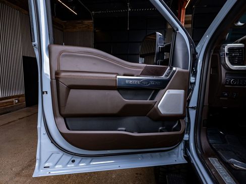 Used 2026 Ford F250 King Ranch w/ Chrome Package image 36