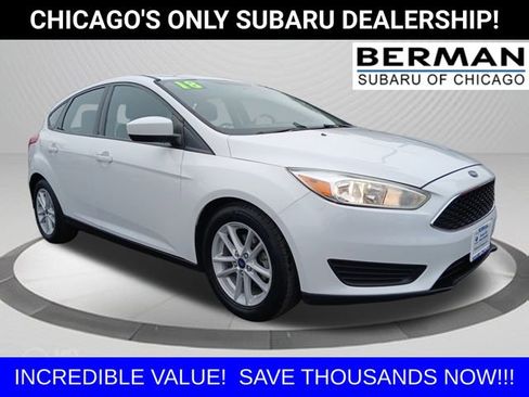 Used 2018 Ford Focus SE image 2