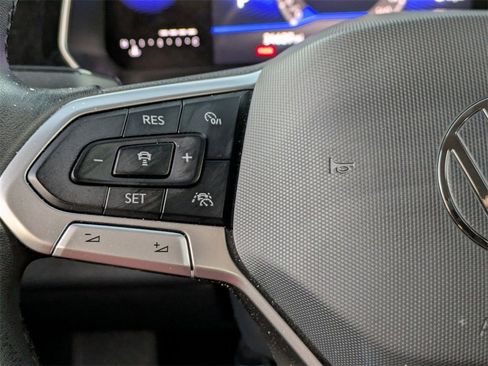 Used 2024 Volkswagen Jetta SE image 20