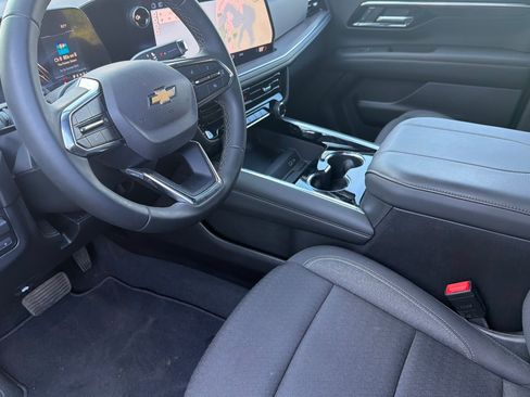 Used 2025 Chevrolet Suburban LS w/ Max Trailering Package image 7