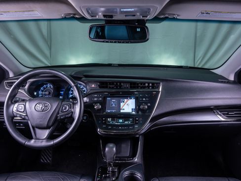 Used 2017 Toyota Avalon Limited w/ Protection Package FWD image 12