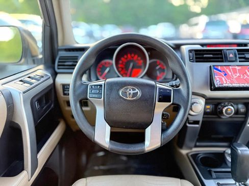 Used 2013 Toyota 4Runner SR5 w/ Convenience Pkg AWD/4WD image 15