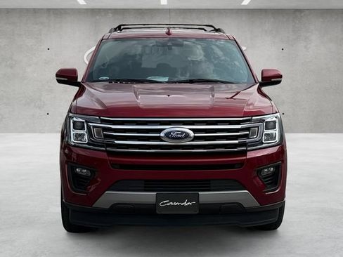 Used 2018 Ford Expedition XLT w/ Equipment Group 202A RWD image 18