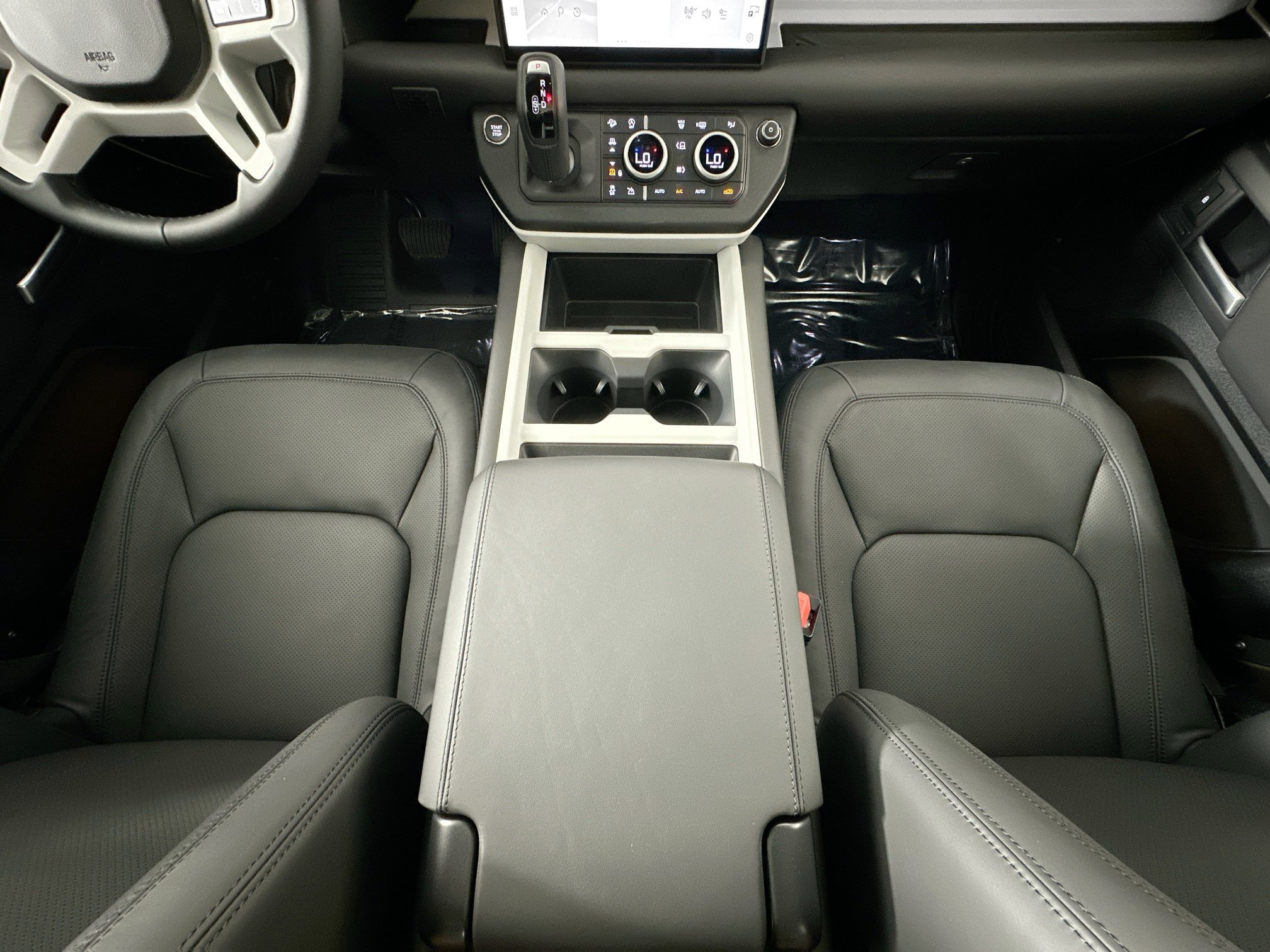 Certified 2025 Land Rover Defender 110 S AWD/4WD image 22