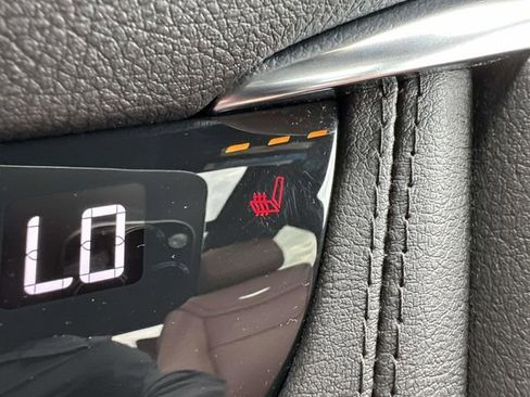 Certified 2023 Cadillac XT5 Premium Luxury AWD/4WD image 45