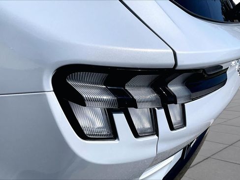 Used 2023 Ford Mustang Mach-E Premium AWD/4WD image 27