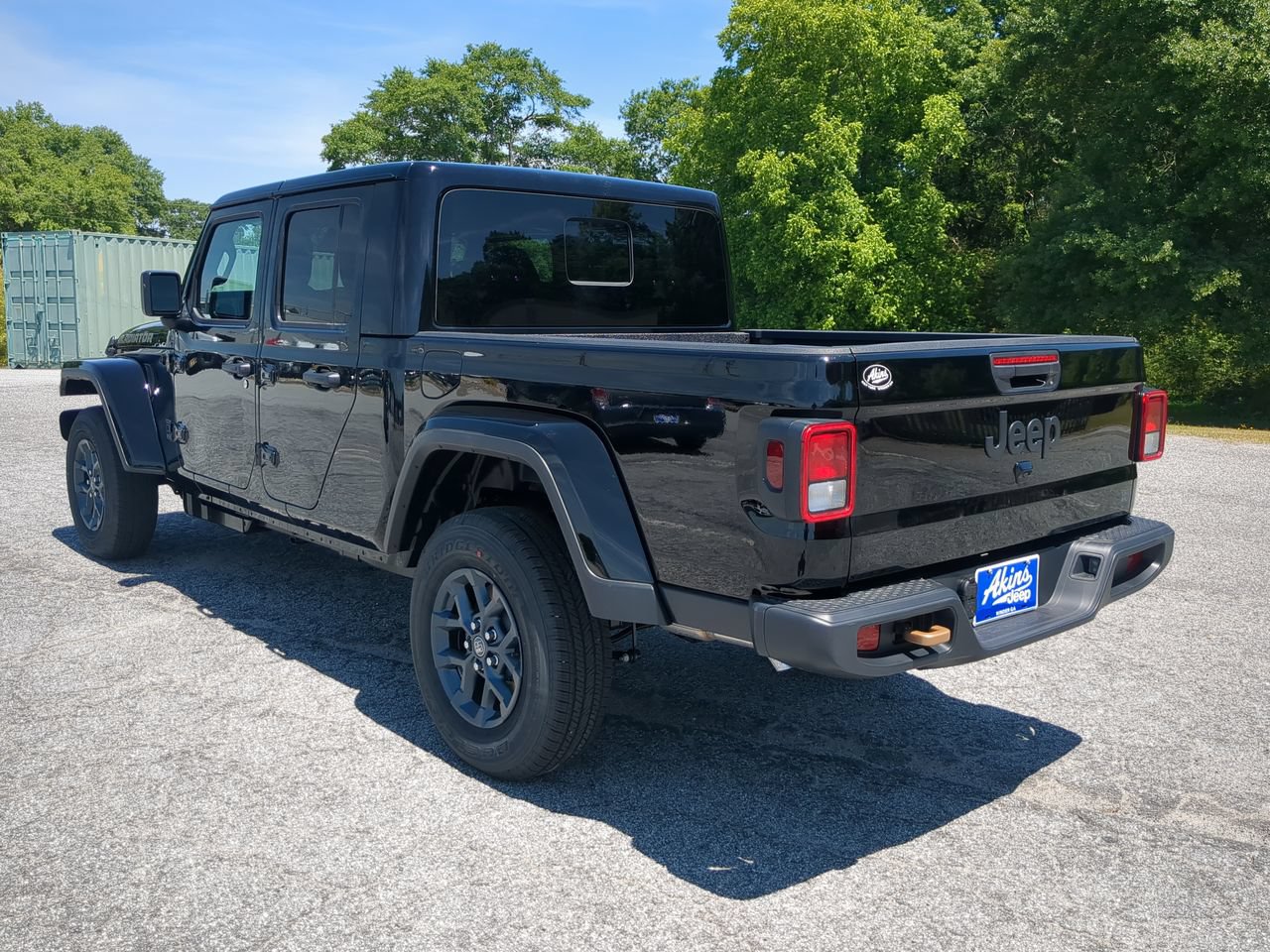 New 2026 Jeep Gladiator Sport AWD/4WD image 5