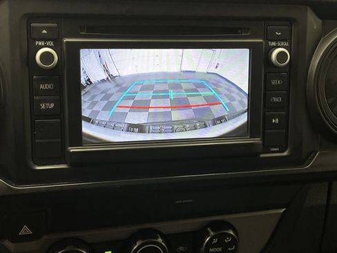 Used 2019 Toyota Tacoma SR5 image 5