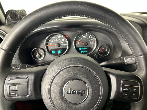 Used 2014 Jeep Wrangler Unlimited Sport w/ Quick Order Package 24S AWD/4WD image 13