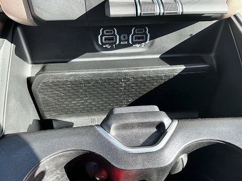 Used 2022 RAM 1500 Laramie AWD/4WD image 19