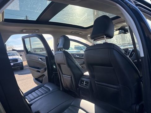 Used 2024 Ford Edge SEL w/ Convenience Package image 15