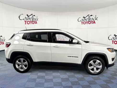 Used 2018 Jeep Compass Latitude image 9