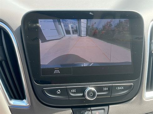 Certified 2024 Chevrolet Malibu LT image 18