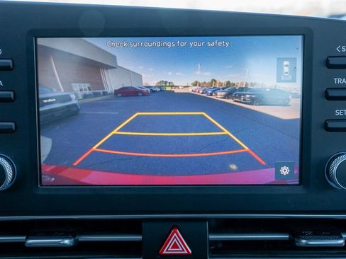 Used 2023 Hyundai Elantra SEL w/ Cargo Package image 13