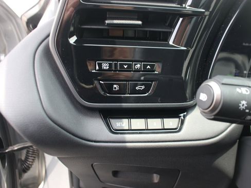 Used 2026 Lexus TX 550h AWD Plug-In Hybrid w/ Technology Package image 24