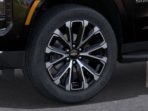 New 2026 Chevrolet Suburban High Country image 9