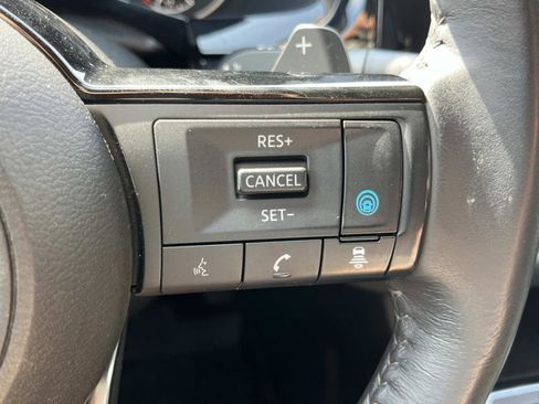 Used 2023 Nissan Pathfinder SV FWD image 28
