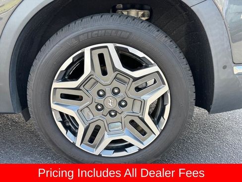Used 2021 Hyundai Santa Fe Limited w/ Cargo Package FWD image 9