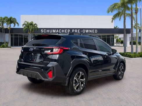 Used 2025 Subaru Crosstrek 2.5i Premium AWD/4WD image 7