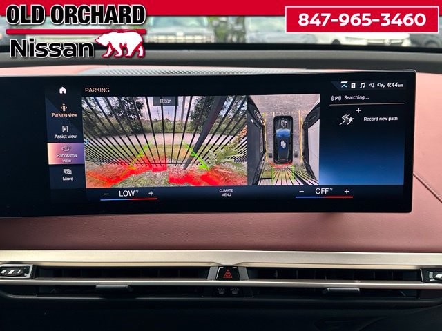 Used 2023 BMW iX xDrive50 w/ Premium Package AWD/4WD image 20