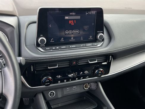 Certified 2023 Nissan Rogue SV image 15