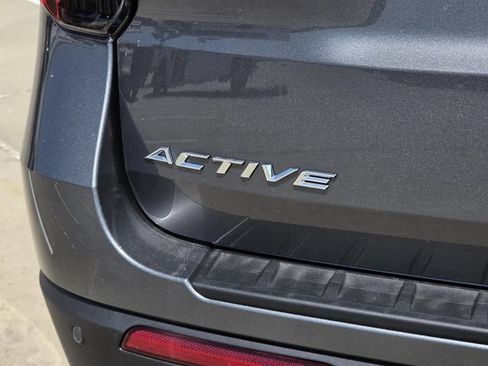 New 2026 Ford Explorer Active RWD image 5