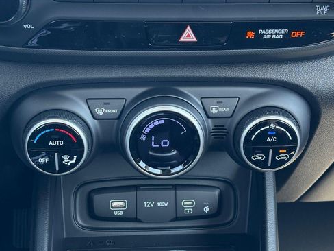 New 2026 Hyundai Venue SEL FWD image 49