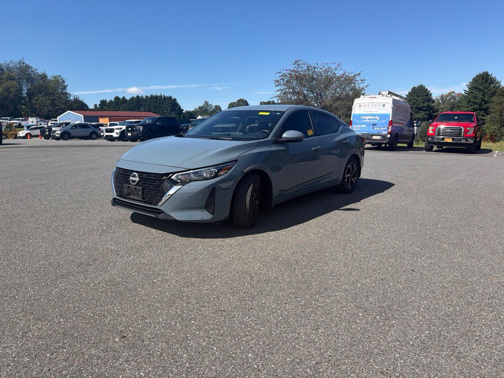 Used 2025 Nissan Sentra SV w/ All-Weather Package FWD image 3