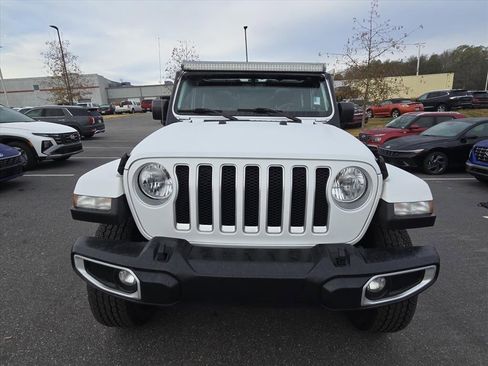Used 2021 Jeep Wrangler Unlimited Sahara image 8