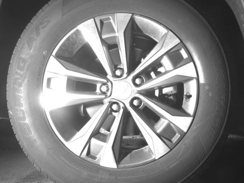 Used 2025 Chevrolet Equinox LT FWD image 13