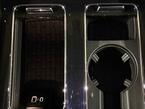 Used 2023 Lincoln Aviator 2WD w/ Premium Package image 86