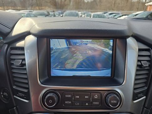 Used 2018 Chevrolet Tahoe Premier image 16