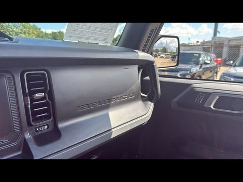 Used 2022 Ford Bronco Big Bend image 13