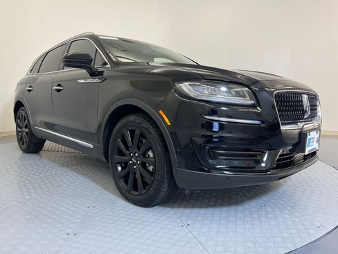 Used 2020 Lincoln Nautilus Reserve w/ Equipment Group 201A image 7