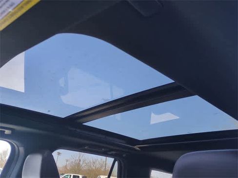 Used 2024 Ford Expedition Limited image 19