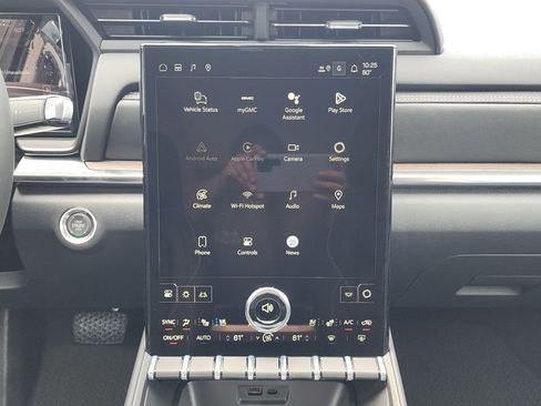 New 2026 GMC Terrain Denali image 28