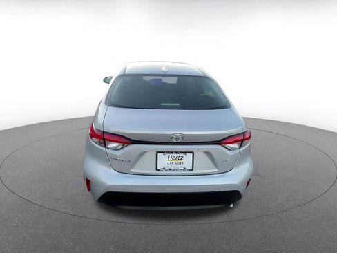 Used 2025 Toyota Corolla LE image 12