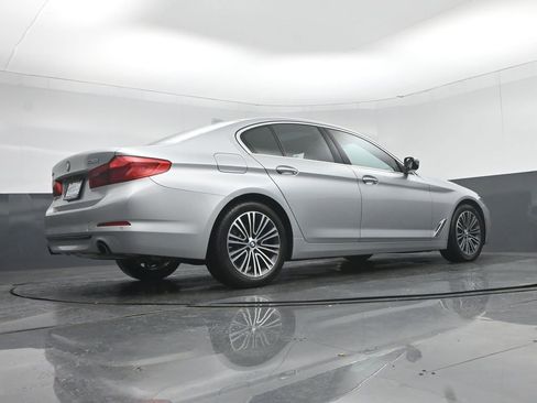 Used 2018 BMW 530i xDrive AWD/4WD image 52