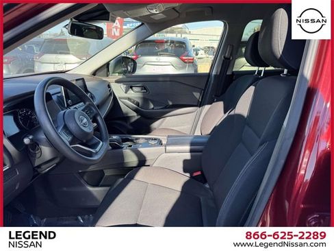 Used 2023 Nissan Rogue S image 13